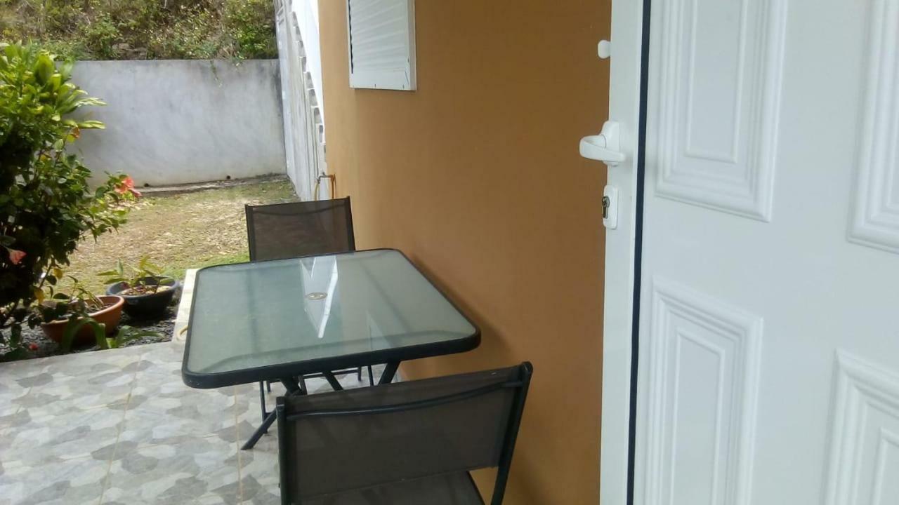 Vieux-Bourg Charmant Petit T2 Dans Maison מראה חיצוני תמונה